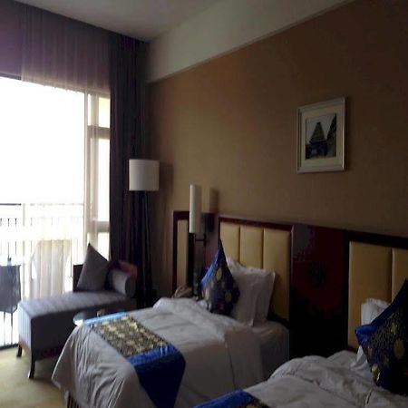 Liuzhou Sanjiangxian Dongxiangguo Hotel Exterior foto
